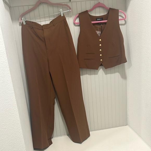 Bailey 44 Pants - Brown Women's Pants & Vest Set